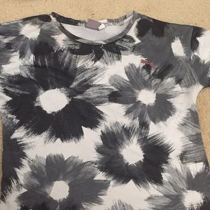 Grey black and white PUMA shirt